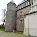 2025.10.25 pielgrzymka Scholi, Ministrantów i Oazy do Świnic Warckich, Głogowca, Łęczycy i Tumu 60