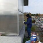 2025.10.25 prace porządkowe na cmentarzu parafialnym 3