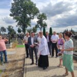 2025.08.17 przy grobie spoczywającego na naszym cmentarzu żołnierza Bitwy Warszawskiej 1920 71