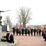 2025.11.11 złożenie kwiatów przed pomnikiem Gen. F. Żymirskiego 47