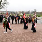2025.11.11 złożenie kwiatów przed pomnikiem Gen. F. Żymirskiego 50