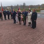 2025.11.11 złożenie kwiatów przed pomnikiem Gen. Franciszka Żymirskiego 11