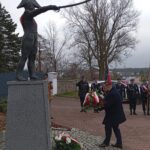 2025.11.11 złożenie kwiatów przed pomnikiem Gen. Franciszka Żymirskiego 16