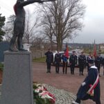 2025.11.11 złożenie kwiatów przed pomnikiem Gen. Franciszka Żymirskiego 21