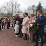 2025.11.11 złożenie kwiatów przed pomnikiem Gen. Franciszka Żymirskiego 3