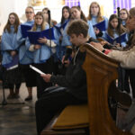 2026.04.03 Liturgia Męki Pańskiej, czuwanie prowadzone przez Scholę 14