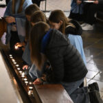 2026.04.03 Liturgia Męki Pańskiej, czuwanie prowadzone przez Scholę 17