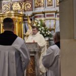 2026.04.29 wprowadzenie relikwii św. Michała Archanioła i poświęcenie figury 28